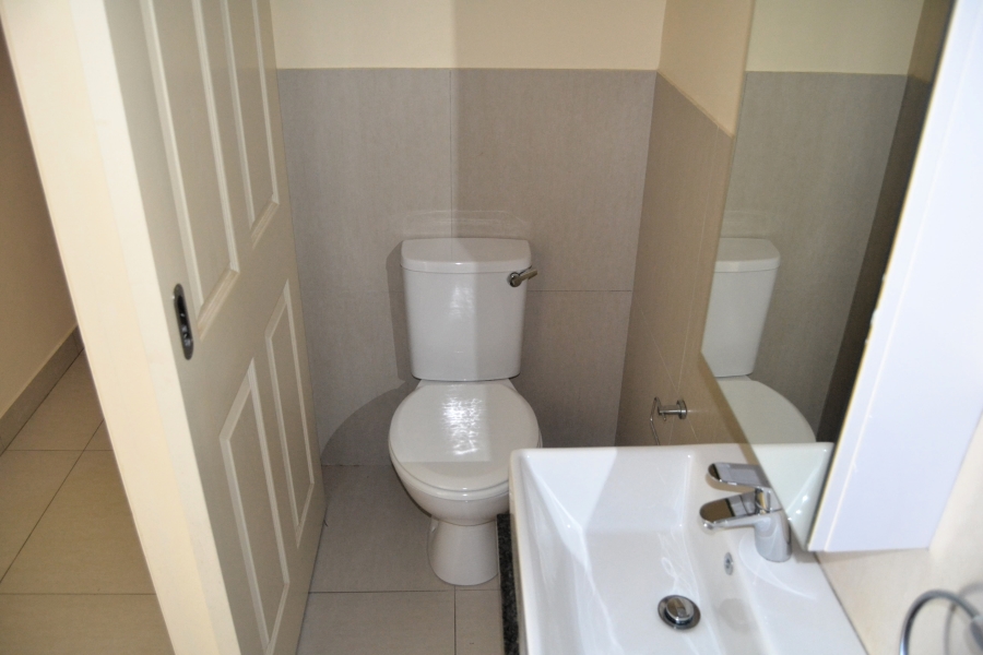 To Let 2 Bedroom Property for Rent in Strand North Western Cape